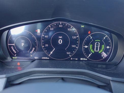 Used 2024 MAZDA CX-90 Plug-In Hybrid w/ Preferred image 16