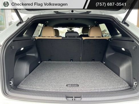 New 2026 Volkswagen Atlas Cross Sport SE AWD/4WD image 15