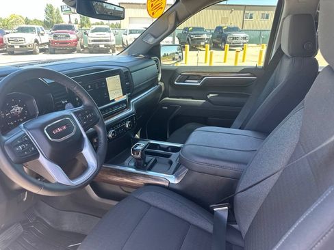 Used 2026 GMC Sierra 1500 Elevation AWD/4WD image 14