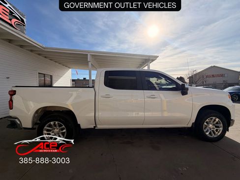 Used 2023 Chevrolet Silverado 1500 LT w/ Z71 Off-Road Package image 8
