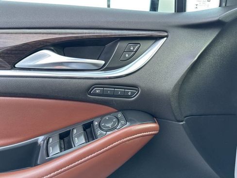 Used 2021 Buick Enclave Avenir image 23