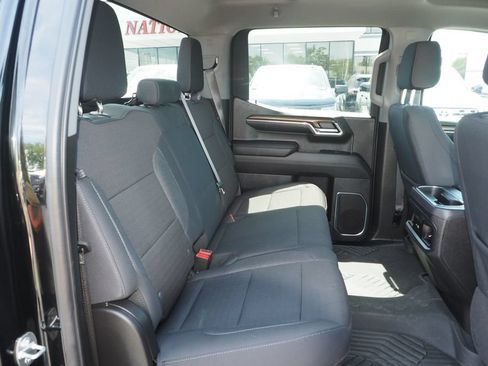 Used 2024 Chevrolet Silverado 1500 RST w/ Z71 Off-Road Package AWD/4WD image 18