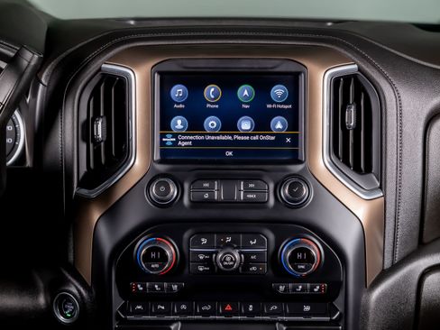 Used 2021 Chevrolet Silverado 1500 High Country w/ Technology Package image 35