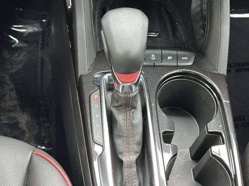 Used 2025 Chevrolet TrailBlazer RS w/ Convenience Package AWD/4WD image 19