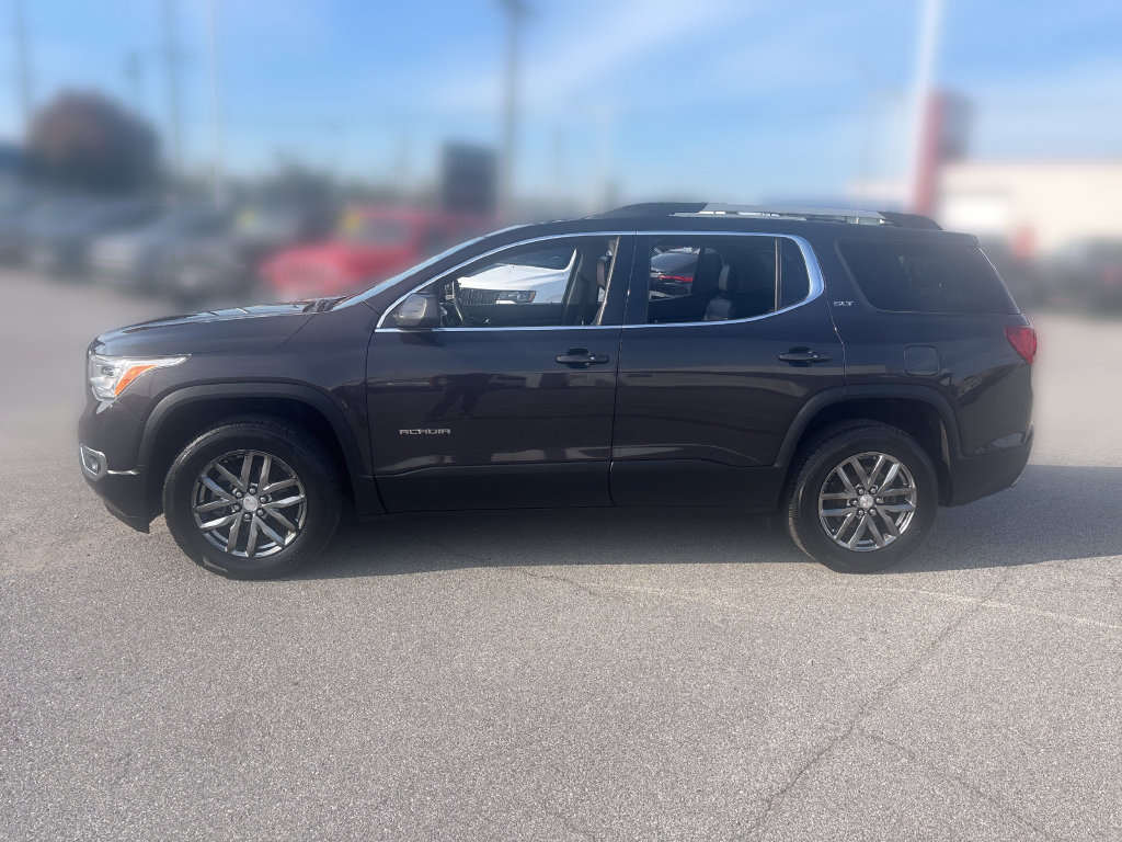 Used 2017 GMC Acadia SLT FWD image 2