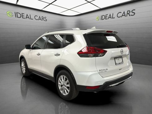 Used 2020 Nissan Rogue SV FWD image 3