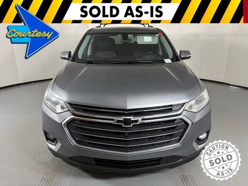 Used 2018 Chevrolet Traverse LT image 3