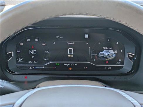 Used 2023 GMC Yukon XL Denali AWD/4WD image 11