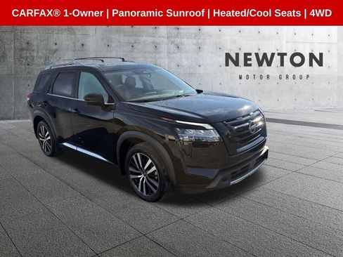 Used 2023 Nissan Pathfinder Platinum w/ Black Appearance Package AWD/4WD image 1
