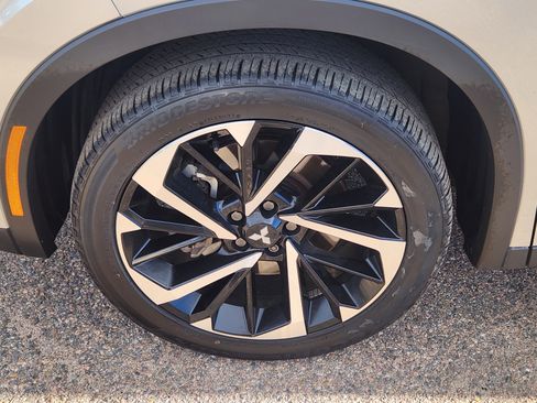 Used 2022 Mitsubishi Outlander SE image 7