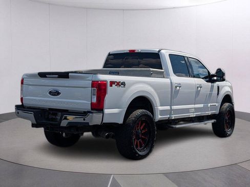 Used 2017 Ford F250 Lariat w/ Chrome Package AWD/4WD image 6