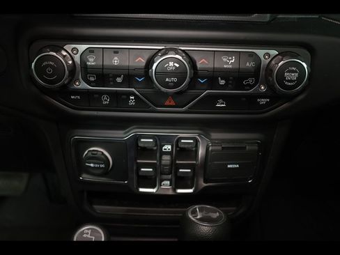 Used 2023 Jeep Wrangler Unlimited Sport AWD/4WD image 24