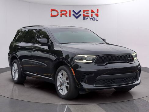 Used 2024 Dodge Durango GT AWD/4WD image 6