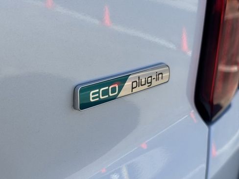 Certified 2022 Kia Sorento SX image 10