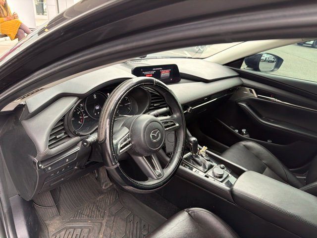 Used 2020 MAZDA MAZDA3 AWD Sedan w/ Premium Package image 4