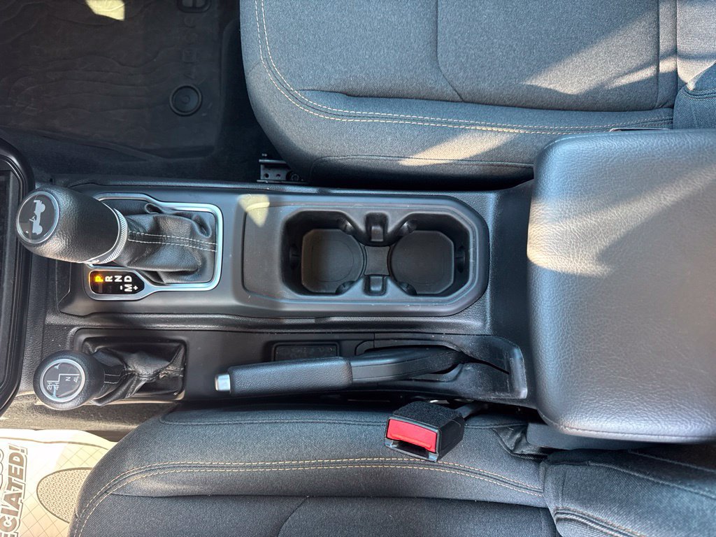 Used 2024 Jeep Wrangler Sport AWD/4WD image 30