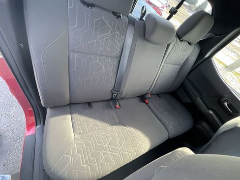 Used 2016 Toyota Tacoma TRD Off-Road image 28