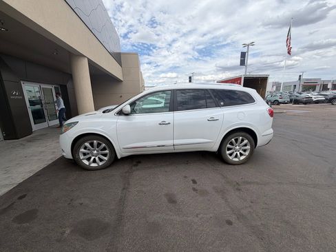 Used 2017 Buick Enclave Premium w/ Experience Buick Package AWD/4WD image 5