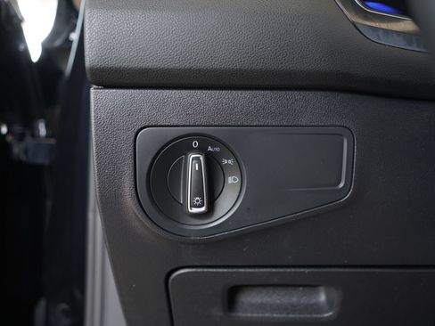 Certified 2023 Volkswagen Tiguan SE R-Line FWD image 20