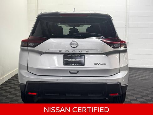 Certified 2024 Nissan Rogue SV AWD/4WD image 9