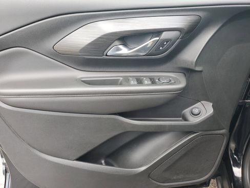 Used 2022 GMC Terrain SLE w/ Driver Convenience Package image 27