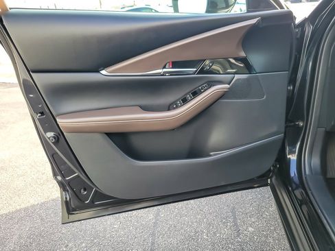 Used 2025 MAZDA CX-30 AWD 2.5 S w/ Premium Package image 17