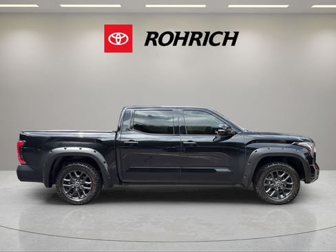 Used 2023 Toyota Tundra Platinum w/ Advanced Package AWD/4WD image 5