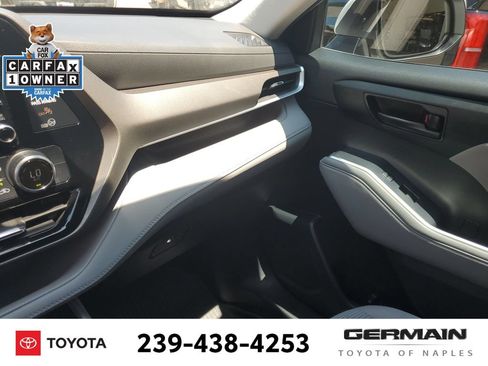Used 2022 Toyota Highlander L FWD image 35