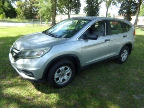 Used 2016 Honda CR-V LX image 2