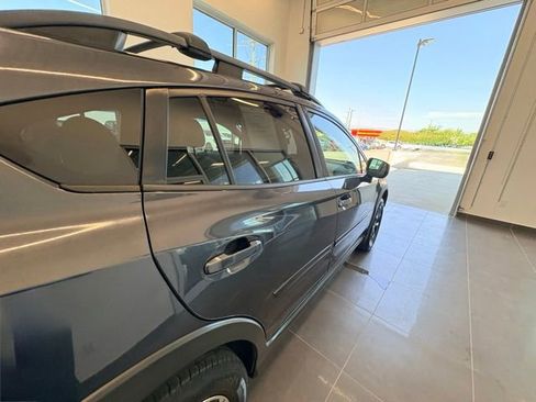 Used 2018 Subaru Crosstrek 2.0i Premium w/ Eyesight System AWD/4WD image 12