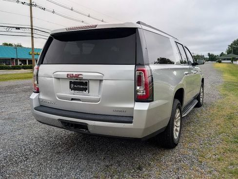 Used 2019 GMC Yukon XL SLT w/ Open Road Package AWD/4WD image 5