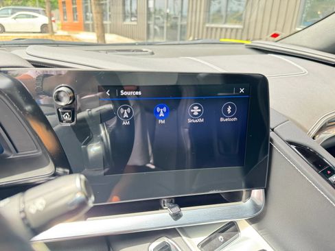 Used 2020 Chevrolet Corvette Stingray Coupe w/ 1LT RWD image 14