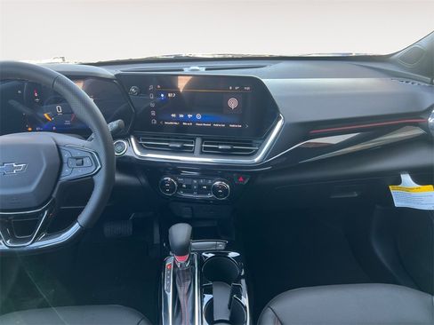 New 2026 Chevrolet Trax RS w/ Sunroof Package image 11
