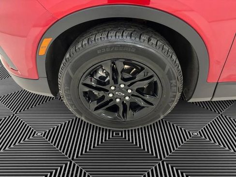 Used 2022 Chevrolet Blazer LT image 9