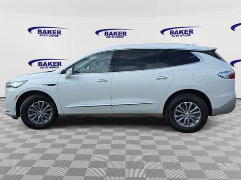Used 2023 Buick Enclave Essence w/ Trailering Package, 5000 lbs. image 8