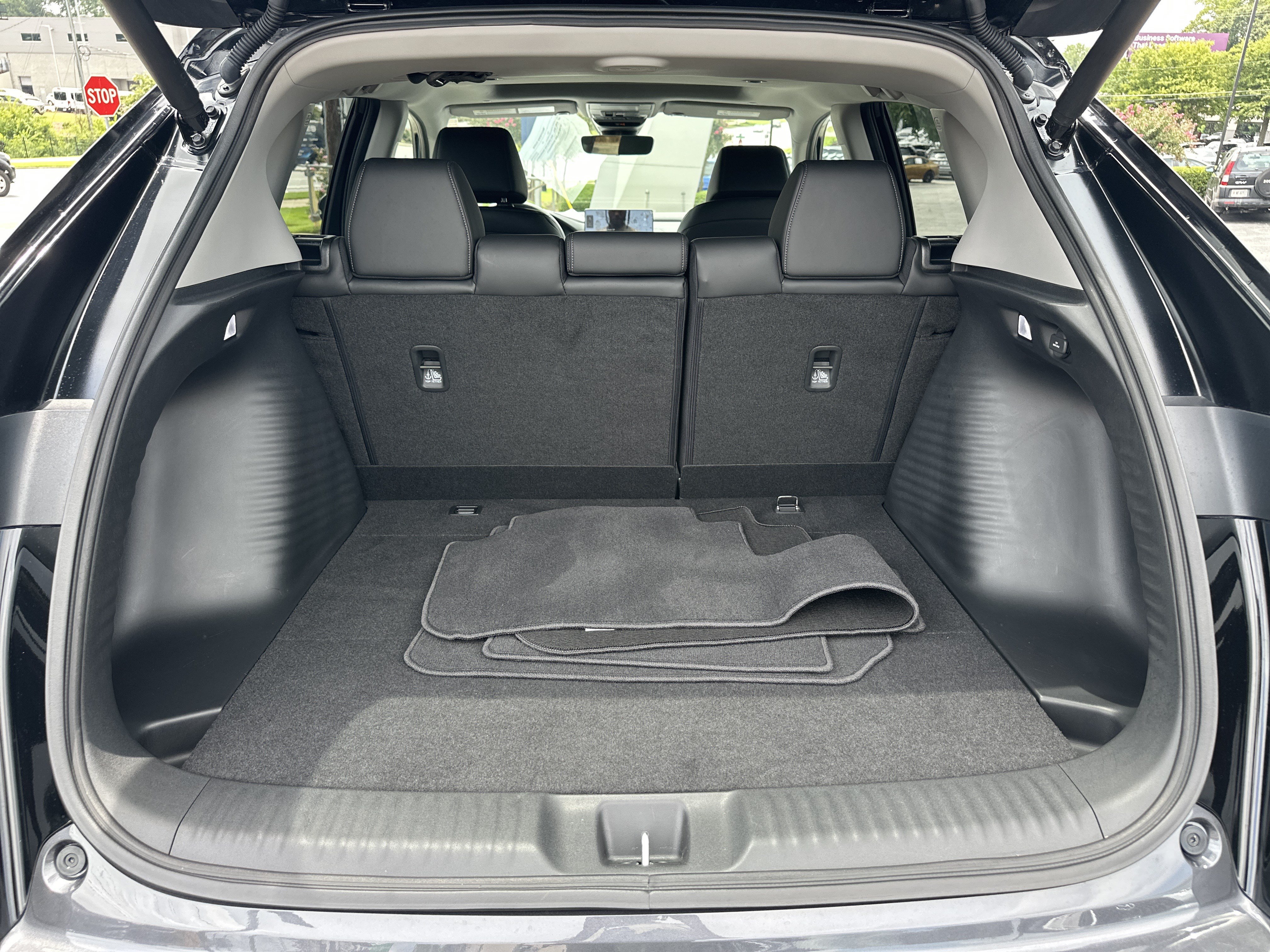 Certified 2025 Acura ADX FWD image 22