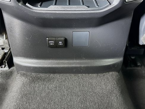 Used 2025 Toyota Tundra Limited image 27