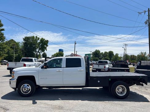Used 2015 Chevrolet Silverado 3500 LT w/ LT Convenience Package AWD/4WD image 10