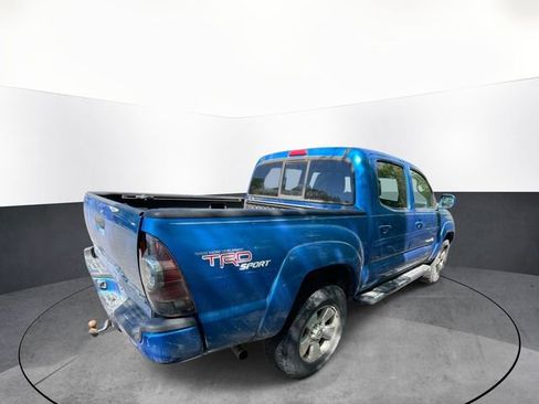 Used 2011 Toyota Tacoma 4x4 Double Cab w/ TRD Sport Pkg image 7