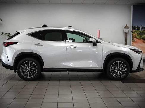 Used 2025 Lexus NX 350 AWD w/ Accessory Package (2T) image 5