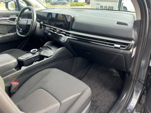 Used 2026 Kia Sportage LX FWD image 38