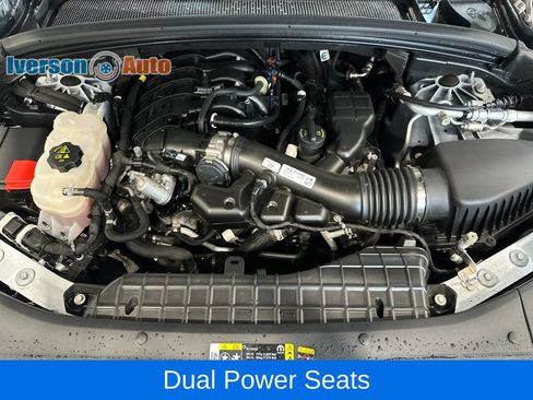 Used 2023 Jeep Grand Cherokee Limited AWD/4WD image 12