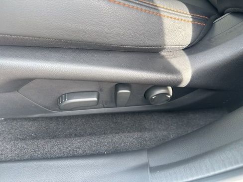 Used 2025 Subaru Crosstrek 2.5i Limited image 9