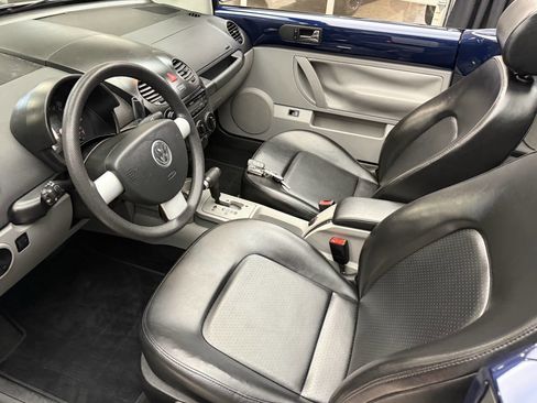 Used 2005 Volkswagen Beetle GL image 15