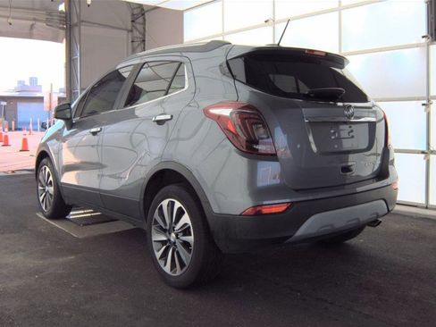 Used 2020 Buick Encore Essence image 3