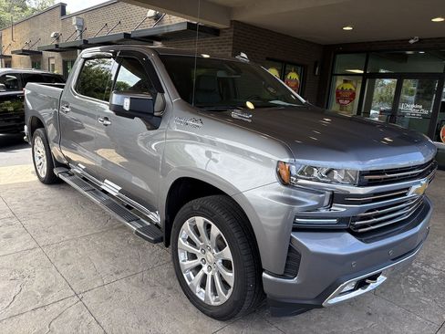 Used 2020 Chevrolet Silverado 1500 High Country AWD/4WD image 4