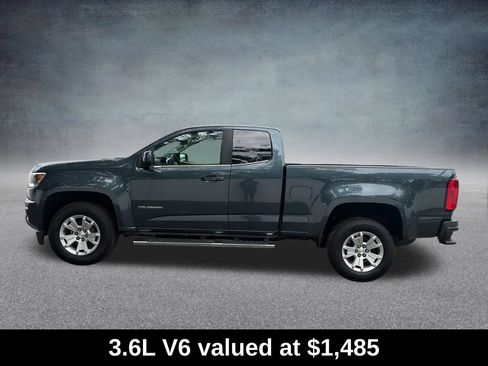 Used 2020 Chevrolet Colorado LT w/ Safety Package RWD image 2