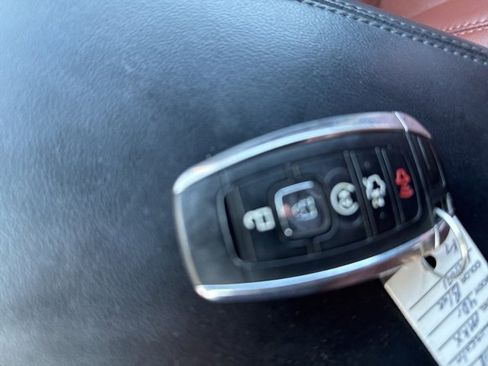 Used 2018 Lincoln MKX Reserve w/ Lincoln MKX Climate Package image 44