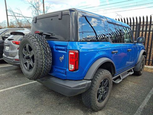 Used 2024 Ford Bronco Black Diamond image 3