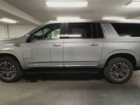 New 2026 GMC Yukon XL Elevation w/ Elevation Premium Package AWD/4WD image 5